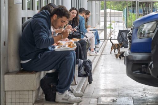 İzmir Büyükşehir Belediyesi, yeni eğitim yılında 6 devlet üniversitesi kampüsünde