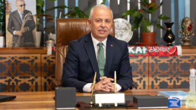 AK Parti Karşıyaka Başkanı Köse'den bomba iddia: Bostanlı Pazaryeri devriyle