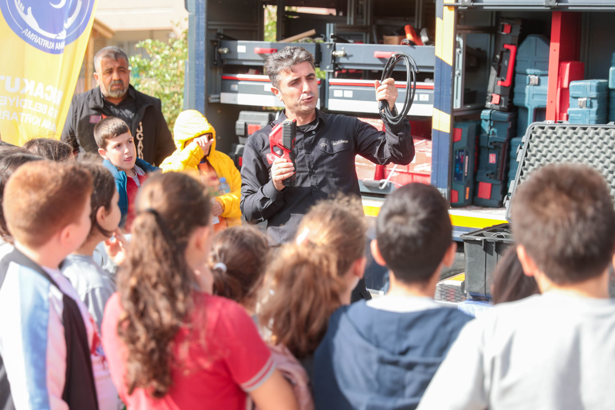 Buca Belediyesi’nden Afet Farkındalık Seferberliği