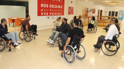 Buca Belediyesi Özel Gereksinimli Bireyler Danışma Merkezi personeli, hizmet kalitesini