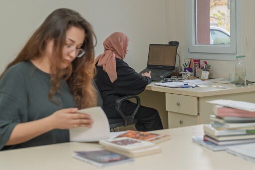 İzmir Büyükşehir Belediyesi, kız öğrencilere güvenli ve uygun fiyatlı barınma