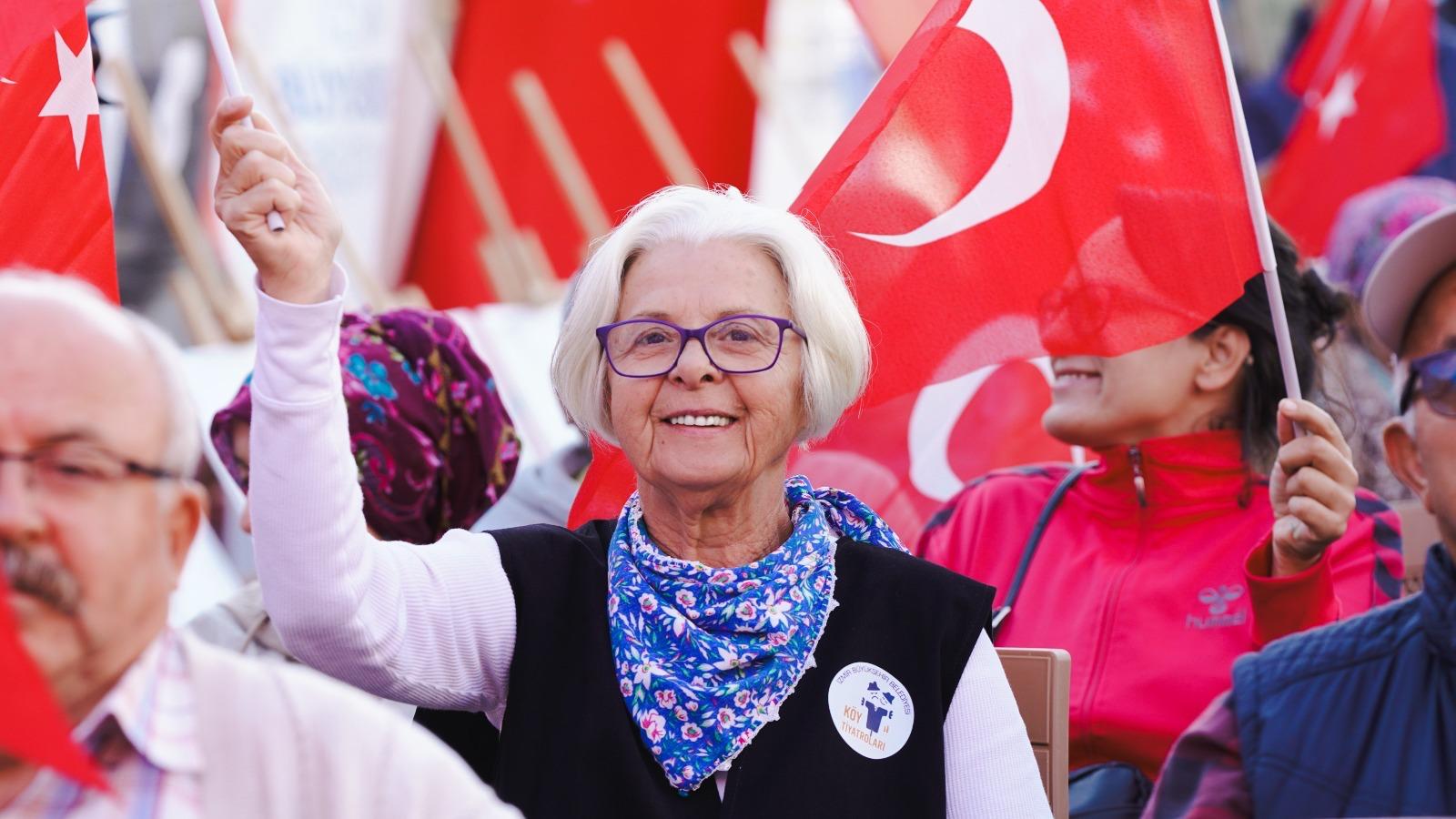 Cumhuriyet Her Yerde! İzmir’de 102. Yıl Coşkusu Başlıyor