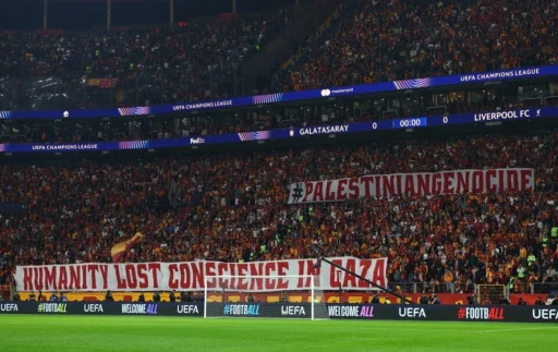 DEVLER LİGİ'NDE DESTAN YAZILDI Galatasaray, Liverpool'u Penaltı Golüyle Devirdi