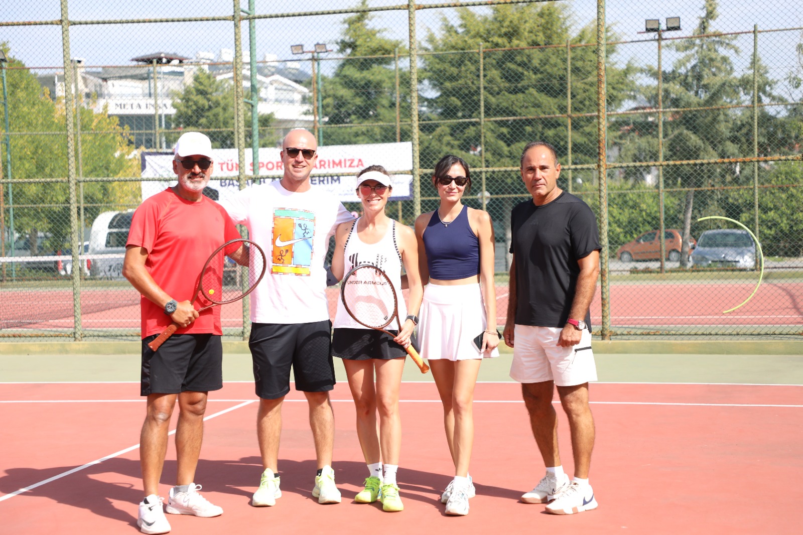 Muğla Büyükşehir Belediyesi’nin düzenlediği 7. Geleneksel Dalaman Cumhuriyet Kupası Tenis