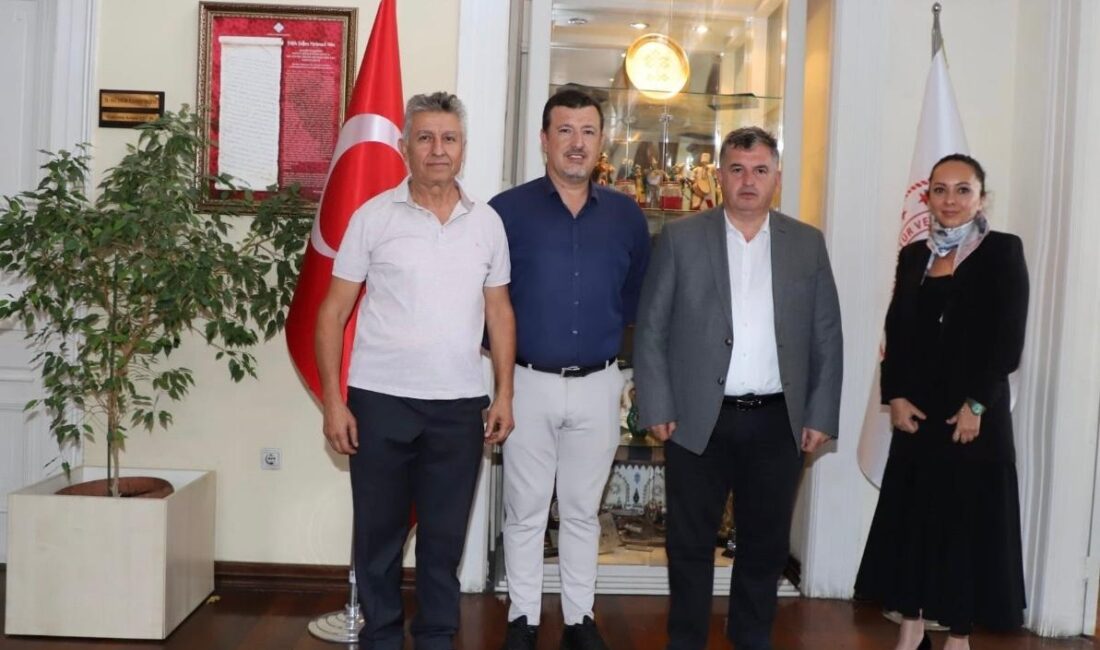 Ege Basın Yayın Derneği (EGEBAYDER) Başkanı Aydan Yalçın ve heyeti,