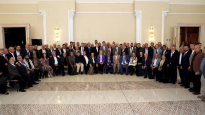 AK Parti Genel Sekreteri ve İzmir Milletvekili Eyyüp Kadir İnan,