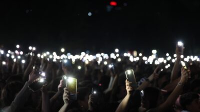 Aydınfest Gençlik Festivali ikinci gününde 55 bin kişiyi ağırladı. Zeynep