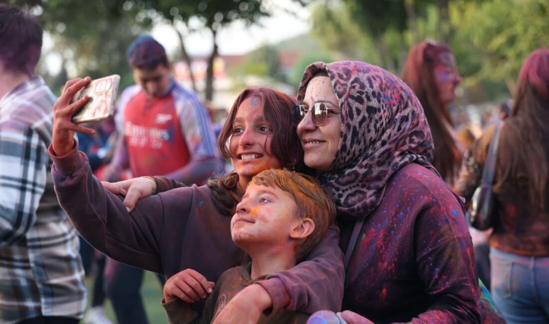 Aydınfest coşkusu başladı! 50 binden fazla Aydınlı Tekstil Park’ta buluştu.
