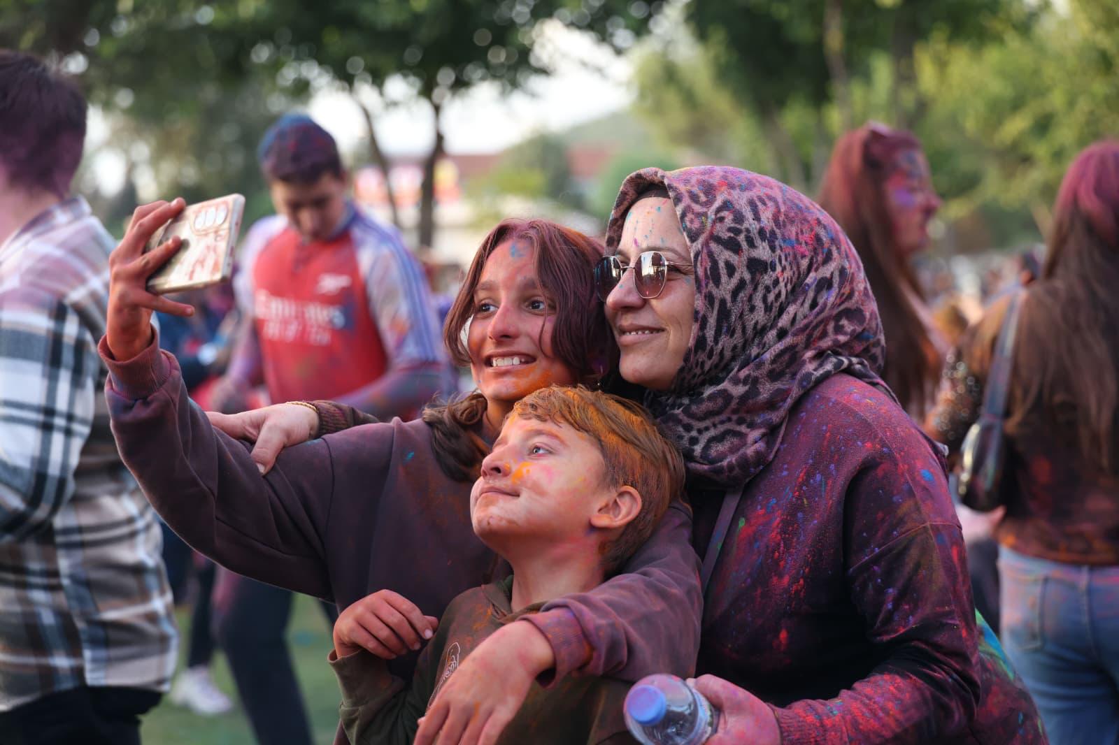 Aydınfest coşkusu başladı! 50 binden fazla Aydınlı Tekstil Park’ta buluştu.