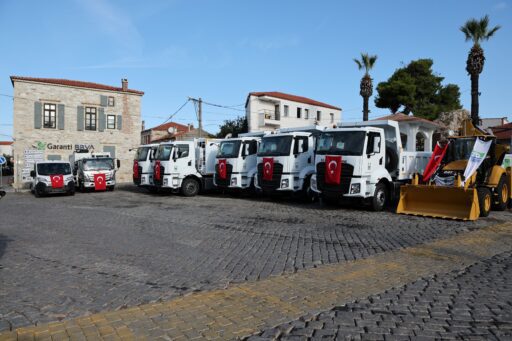 Foça Belediyesi’nden Tarihi Yatırım 31 Milyon TL ile En Güçlü Filo Kuruldu