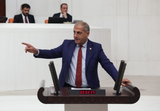 İYİ Parti İzmir Milletvekili Hüsmen Kırkpınar, TBMM'de yaptığı konuşmada hükümetin