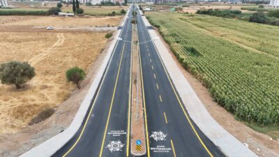 Aydın Büyükşehir Belediyesi, Efeler Zeybek Mahallesi’ndeki Zeybekler Bulvarı’nda kaldırım ve