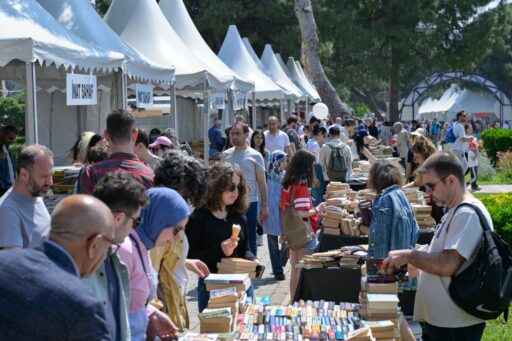 İZKİTAPFEST 2025 Kültürpark’ta Kitap, Sanat ve Müzik Festivali Başlıyor