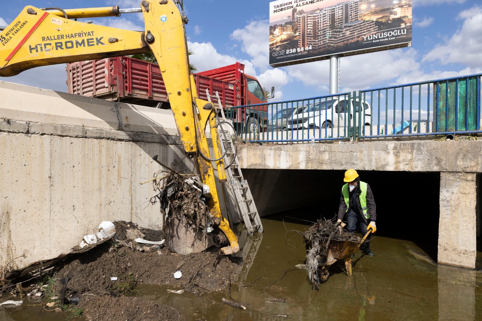 İZSU, kış hazırlıkları kapsamında İzmir genelinde 447 km kanal, 98