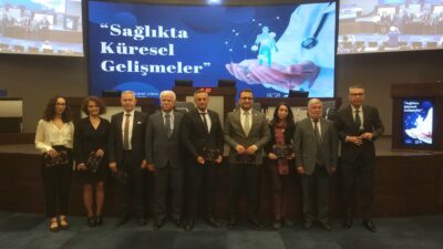 Merhaba Dergisi ve Ege Fark Yaratanlar Derneği'nin düzenlediği "Sağlıkta Küresel