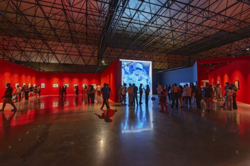 İzmir Büyükşehir Belediyesi ve Folkart iş birliğiyle Kültürpark Atlas Pavyonu'nda