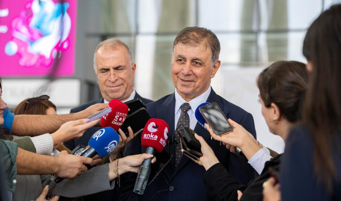 İzmir’in Sorunlarını Çözen Belediye Başkanı Olmak İstiyorum İzmir Büyükşehir Belediye Başkanı Cemil Tugay, İzmir Körfezi’nde 800 bin