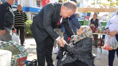 Urla’da kadın çiftçiler onurlandırıldı. Başkan Selçuk Balkan, “Kadın üreticiler olmadan