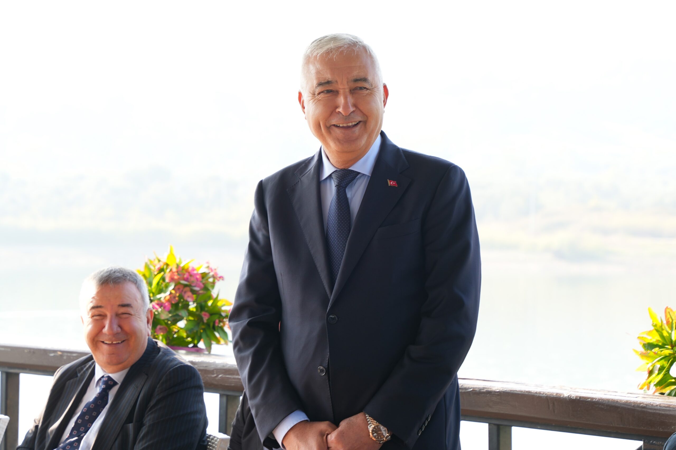 Kemalpaşa’da 19 Ekim Muhtarlar Günü kutlandı. Protokol ve mahalle muhtarları