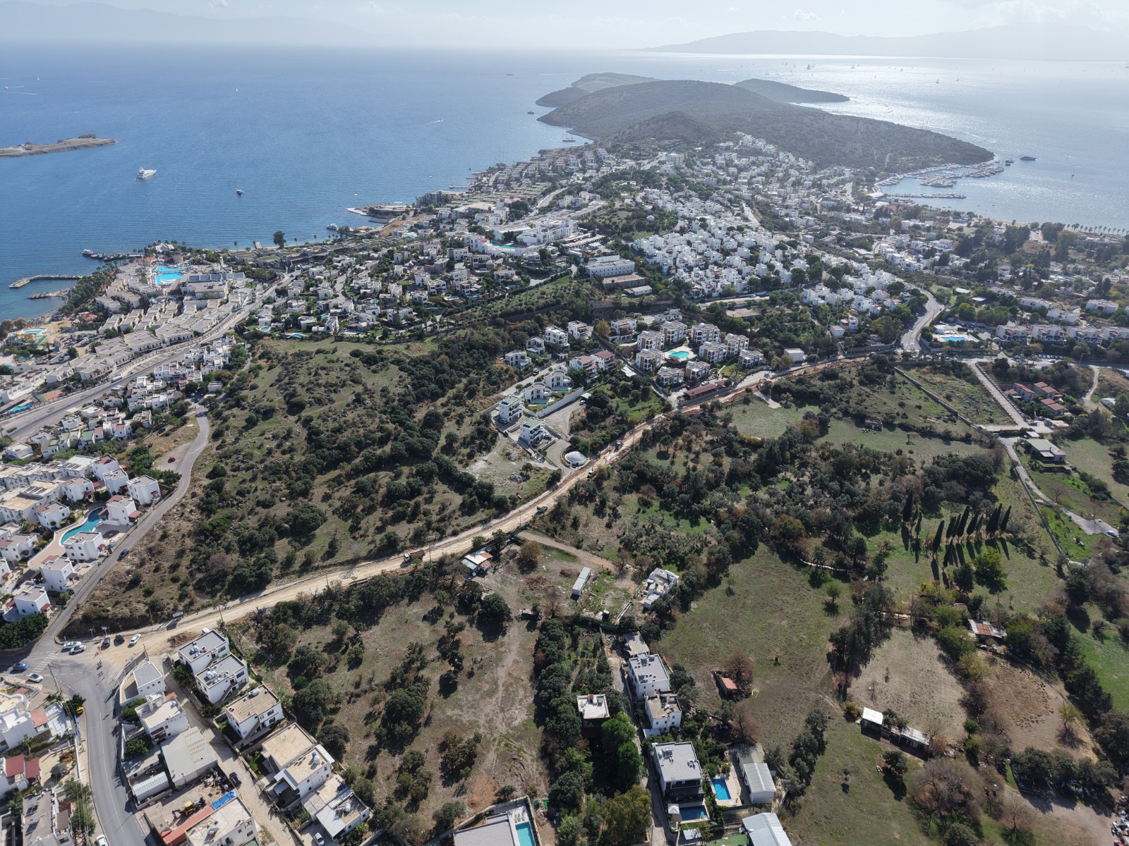 MUSKİ, Bodrum Bergamut Caddesi’ndeki Yıllardır Süren Su Hattı Sorununu 3 Günde Çözdü!