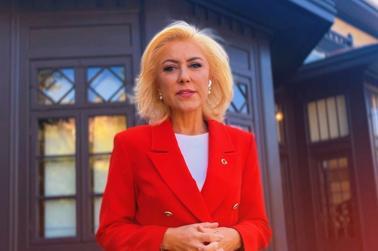 AK Parti İzmir Milletvekili Şebnem Bursalı, “Cumhuriyetimizin 102. yılında gururla,