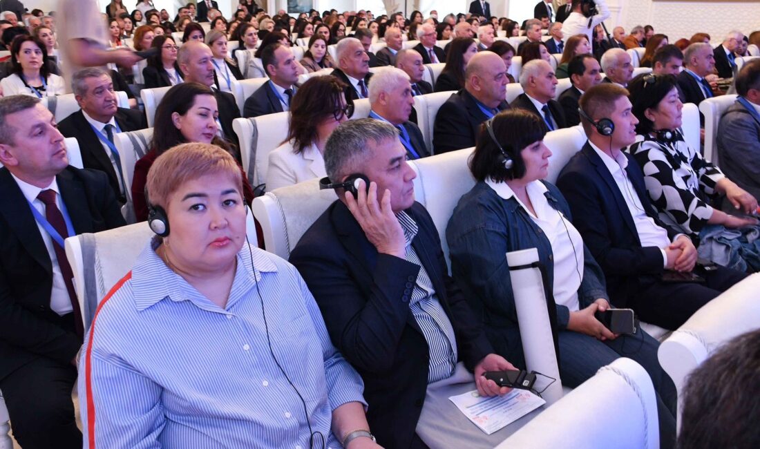 EÜ Rektörü Prof. Dr. Necdet Budak, Azerbaycan’da düzenlenen 5. Uluslararası