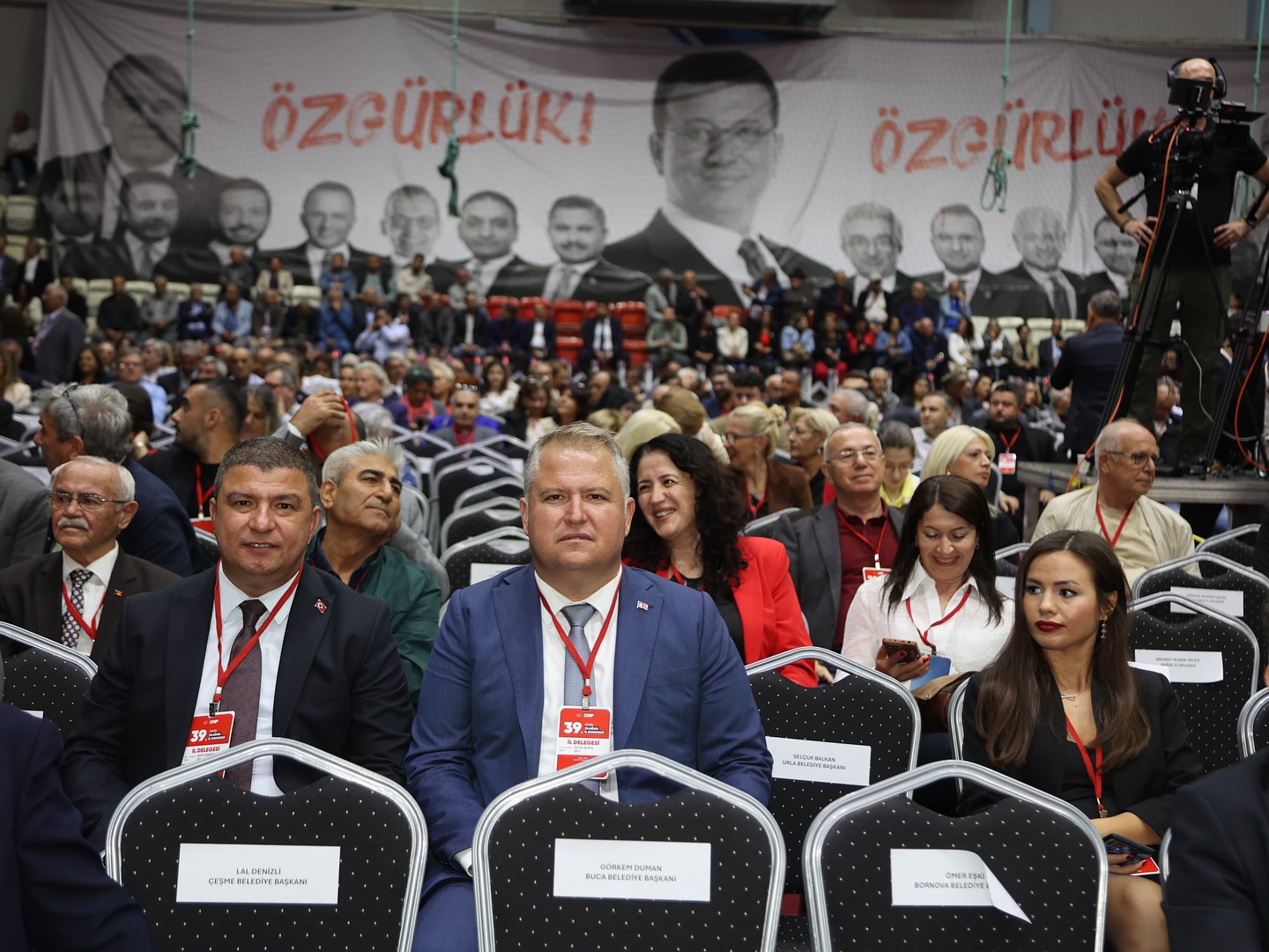 CHP İzmir Kongresinde Selçuk Balkan Rüzgarı