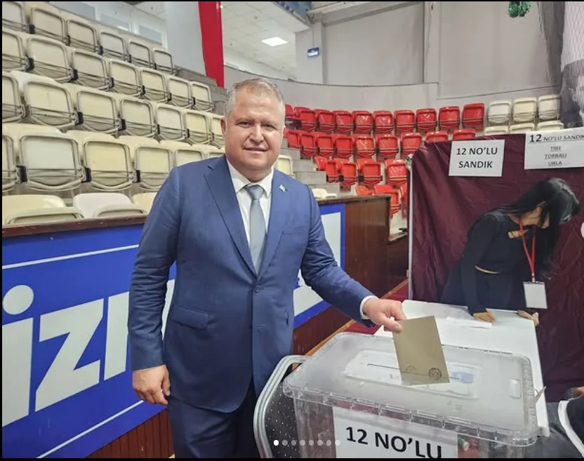 CHP İzmir Kongresinde Selçuk Balkan Rüzgarı