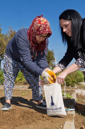 Toprak Analizi ile Hem Çiftçi Hem Doğa Korunuyor