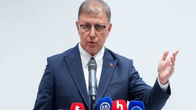 İzmir Büyükşehir Belediye Başkanı Cemil Tugay, “Sadece Harmandalı’nı konuşmak rahatsız