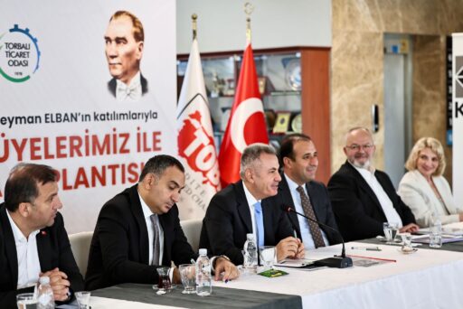 İzmir Valisi Süleyman Elban, Torbalı Ticaret Odası'nda 100 büyük sanayi