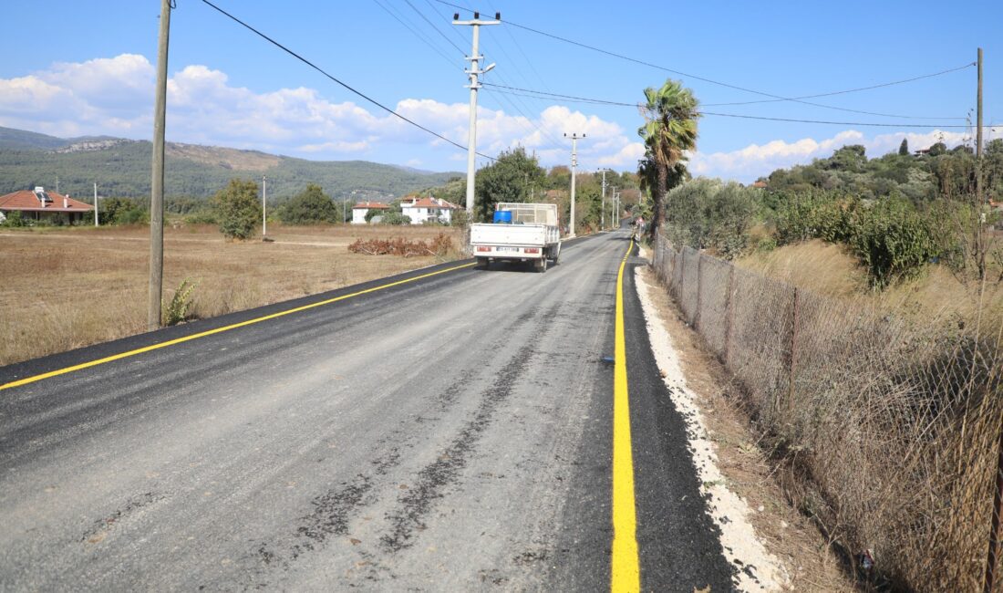 Muğla Büyükşehir Belediyesi, Ula Şirinköy-Çıtlık güzergâhındaki 2.700 metrelik yolu 13.7