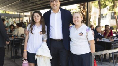 Balçova Belediye Başkanı Onur Yiğit, Kent Lokantası’nı ziyaret ederek vatandaşlarla