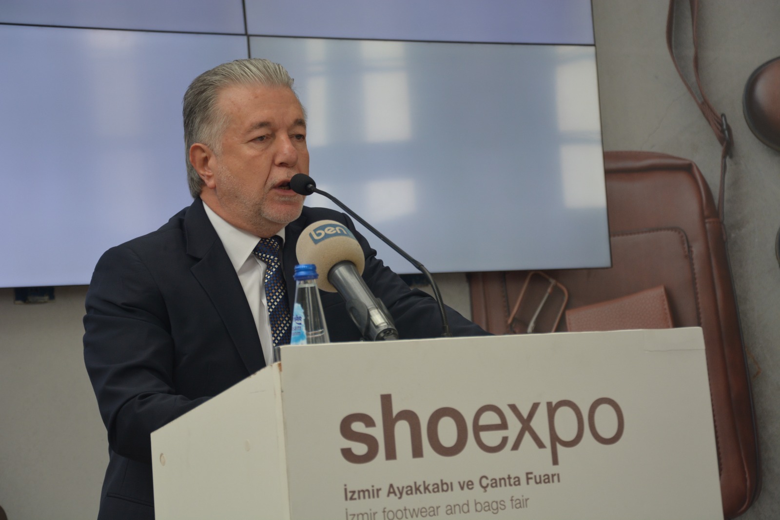 İzmir’de 22-24 Ekim tarihlerinde düzenlenecek Ayakkabı-Çanta Fuarı, üç yıl aradan