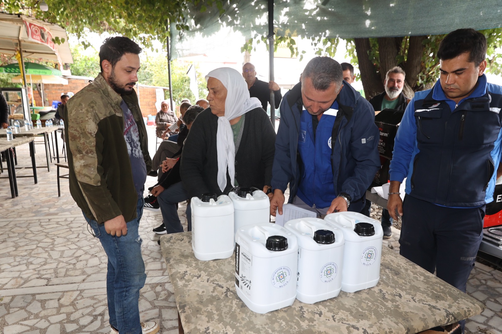 Muğla Büyükşehir Belediyesi, Ortaca’da selden zarar gören 34 üreticiye 550