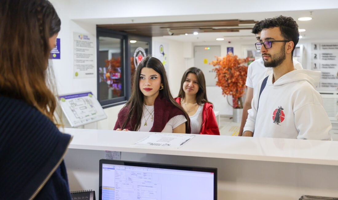 Buca Belediyesi'nin Tarık Akan ve Işılay Saygın Gençlik Merkezleri, 18-29