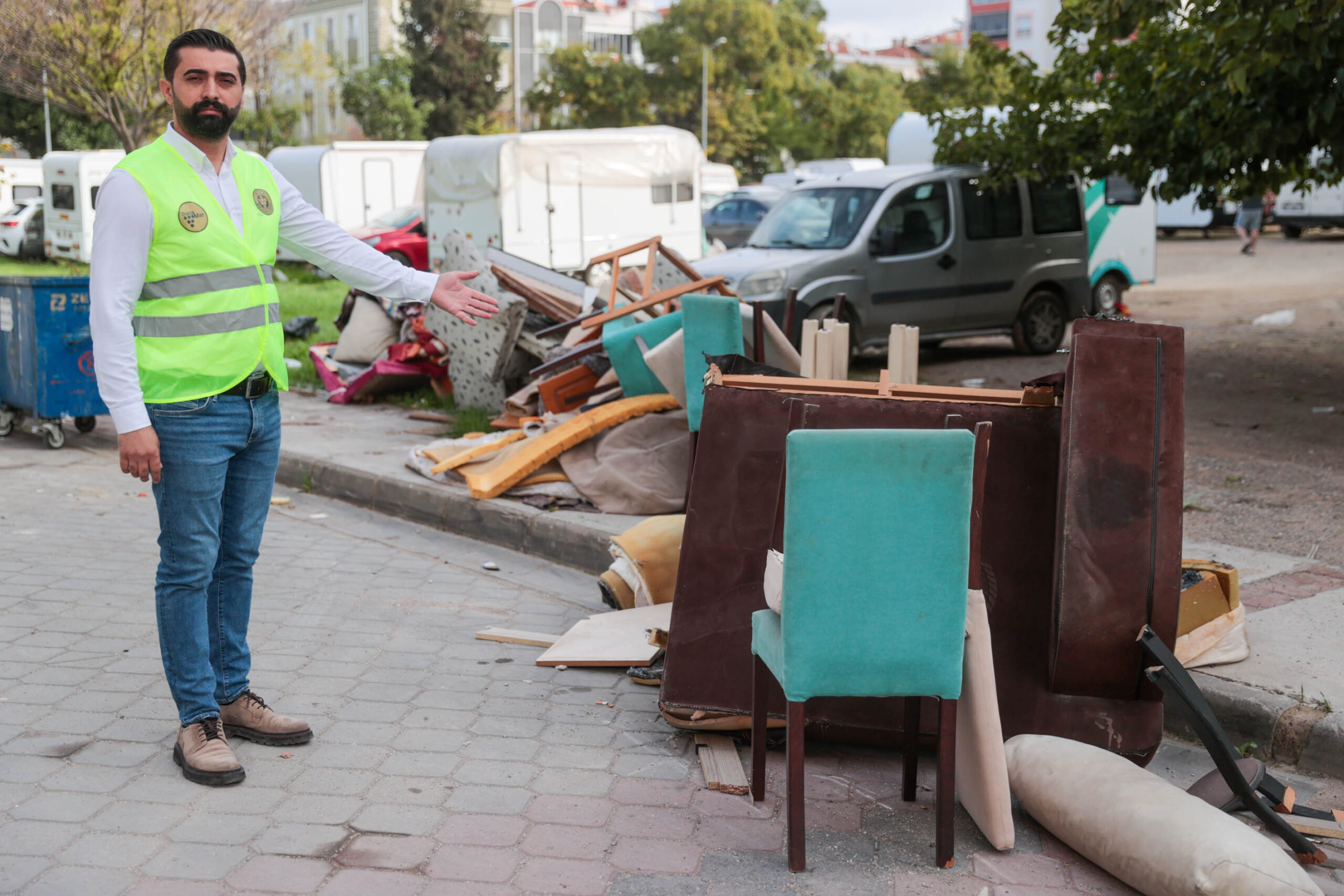 Buca Belediyesi, mobilya atıklarını çevreye zarar vermeden toplamak için yeni