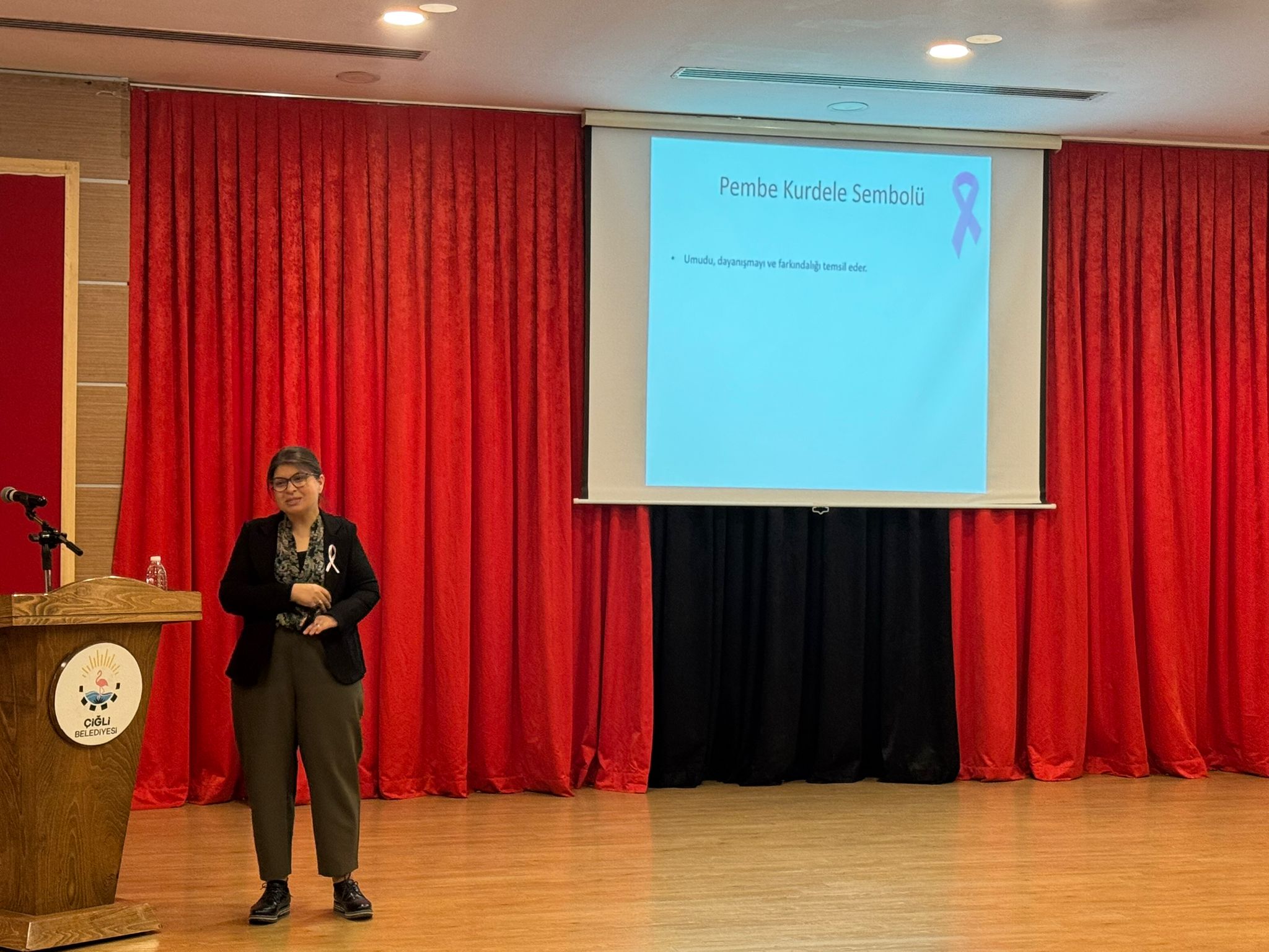 Çiğli Belediyesi, Meme Kanseri Farkındalık Ayı kapsamında kadınlara erken tanı