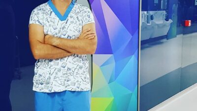 Medicana İzmir Hastanesi’nde Ameliyat Yapan Doktor Murat Sayın, resmi belgede