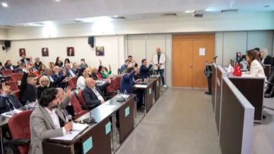 CHP Karşıyaka’da, Ekim ayı meclis grup toplantısında 'hain' söylemi üzerinden