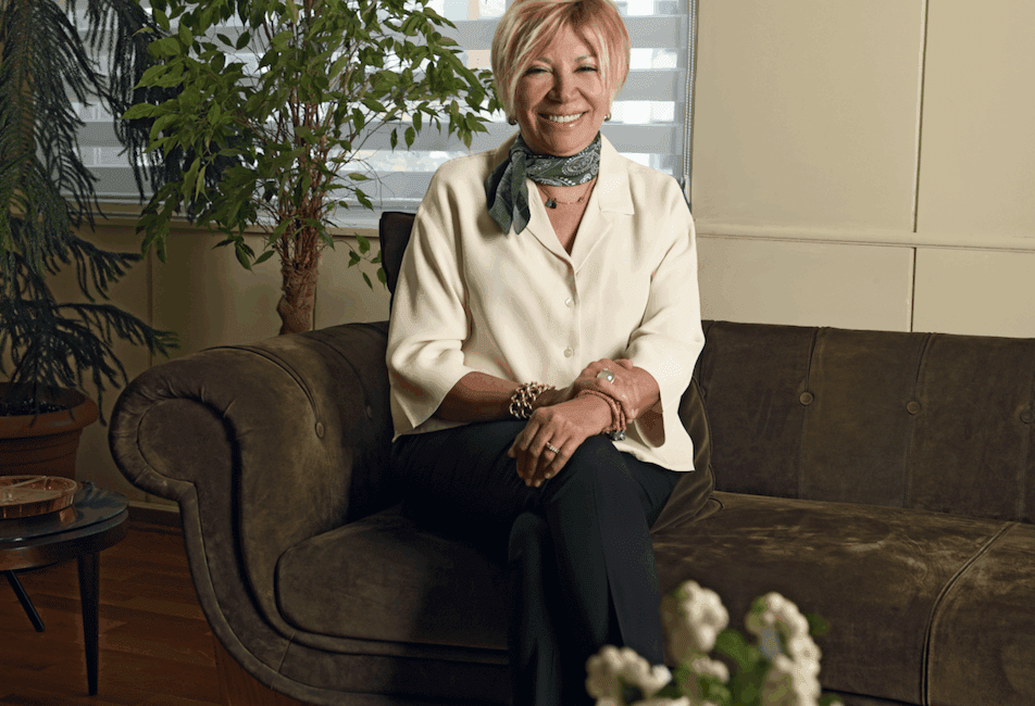 Kadın Emeğine Odaklanan Instagram Yarışması: İTB’den “Toprağın Kadın Yüzü” Temalı Fotoğraf Yarışması Başladı, Toplam Ödül 150 Bin TL! İzmir Ticaret Borsası (İTB), geleneksel Instagram fotoğraf yarışmasının dokuzuncusunu “Toprağın