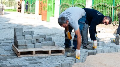 Karşıyaka Belediyesi, ilk ve ortaöğretim kurumlarının ara tatilde olmasını fırsat