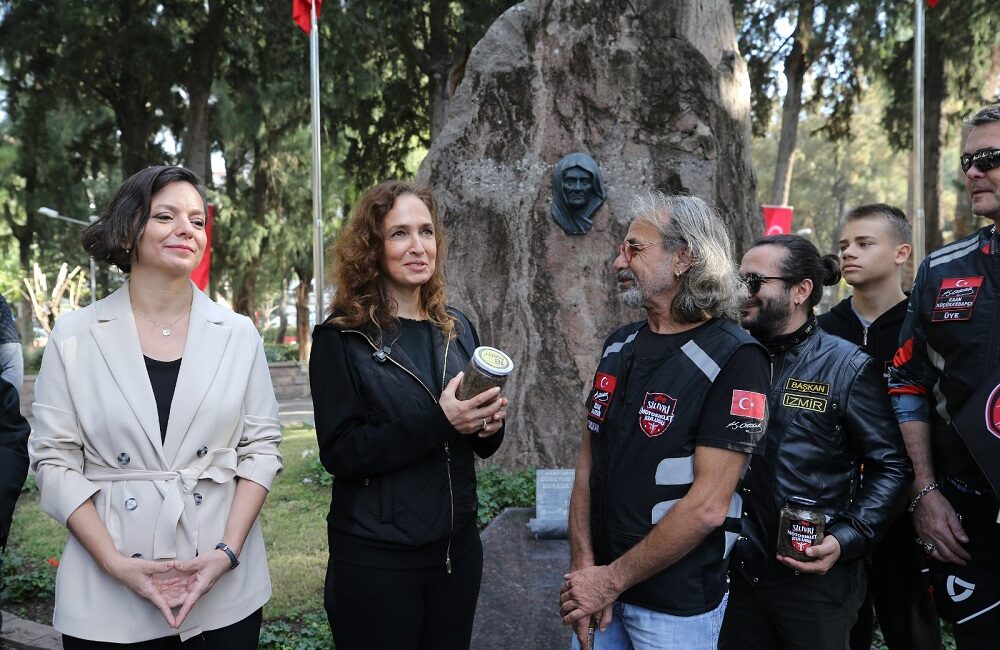 Karşıyaka Belediyesi'nin 10 Kasım'da düzenlediği 