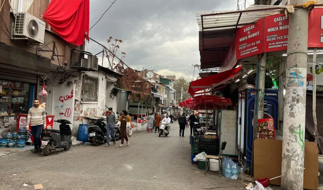 İzmir'in ‘tehlikeli bölge’ olarak nitelenen Tepecik (Yenişehir) Mahallesi Muhtarı Süleyman