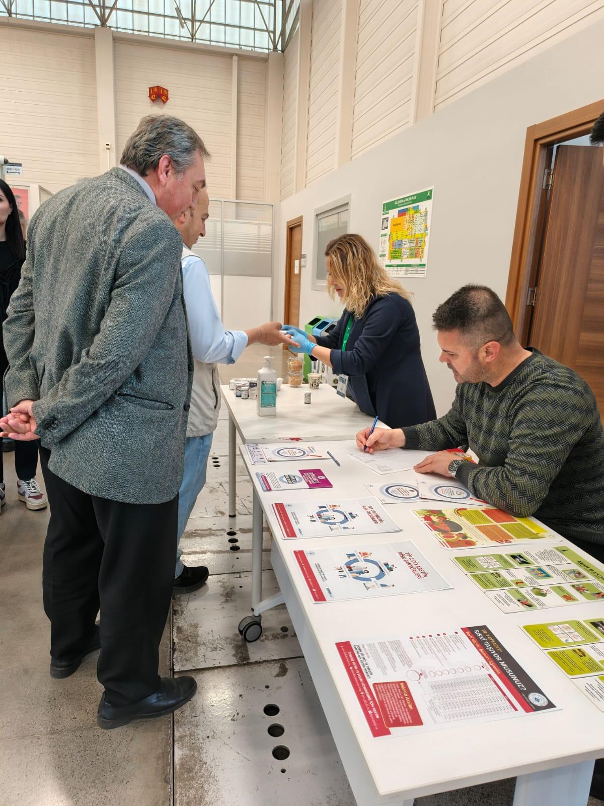 İzmir Büyükşehir Belediyesi, Dünya Diyabet Günü'nde (14 Kasım) İZSEM’de seminer