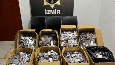 İzmir Emniyet Müdürlüğü Narkotik Suçlarla Mücadele Şube ekipleri, Bornova'da bir