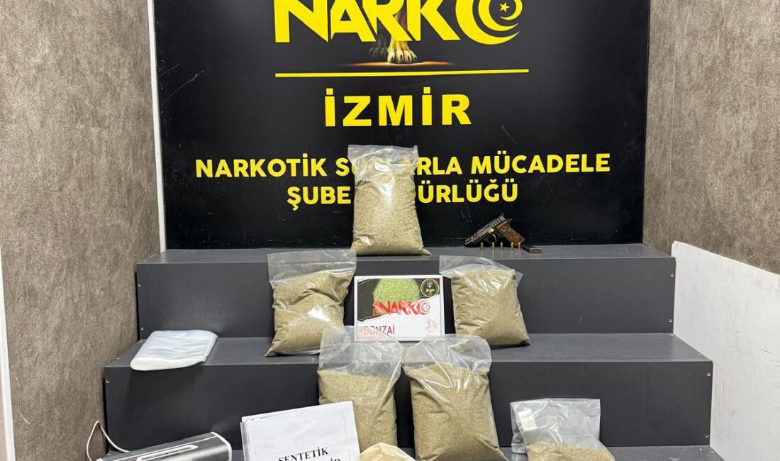 İzmir Emniyet Müdürlüğü Narkotik ekipleri, Buca'da bir adrese düzenlediği operasyonda