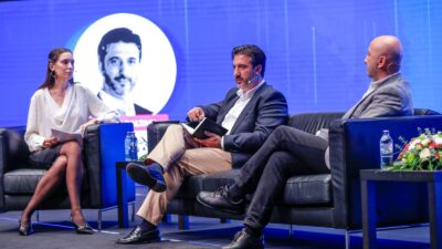 İzmir Büyükşehir Belediyesi, İZTO ve EGEV iş birliğiyle düzenlenen "Teknoloji