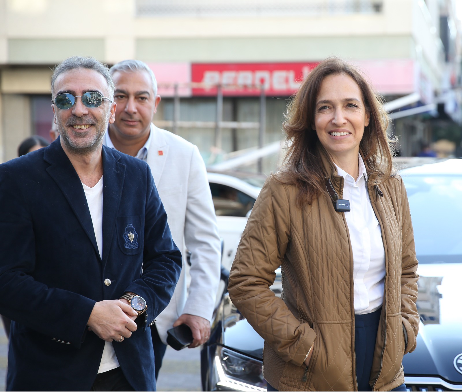 Karşıyaka Belediye Başkanı Yıldız Ünsal, katılımcı yönetim anlayışıyla Yalı Mahallesi'nde