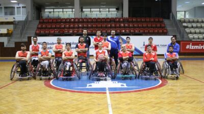 İzmir Büyükşehir Belediyesi Spor Kulübü Tekerlekli Sandalye Basketbol Takımı, bu